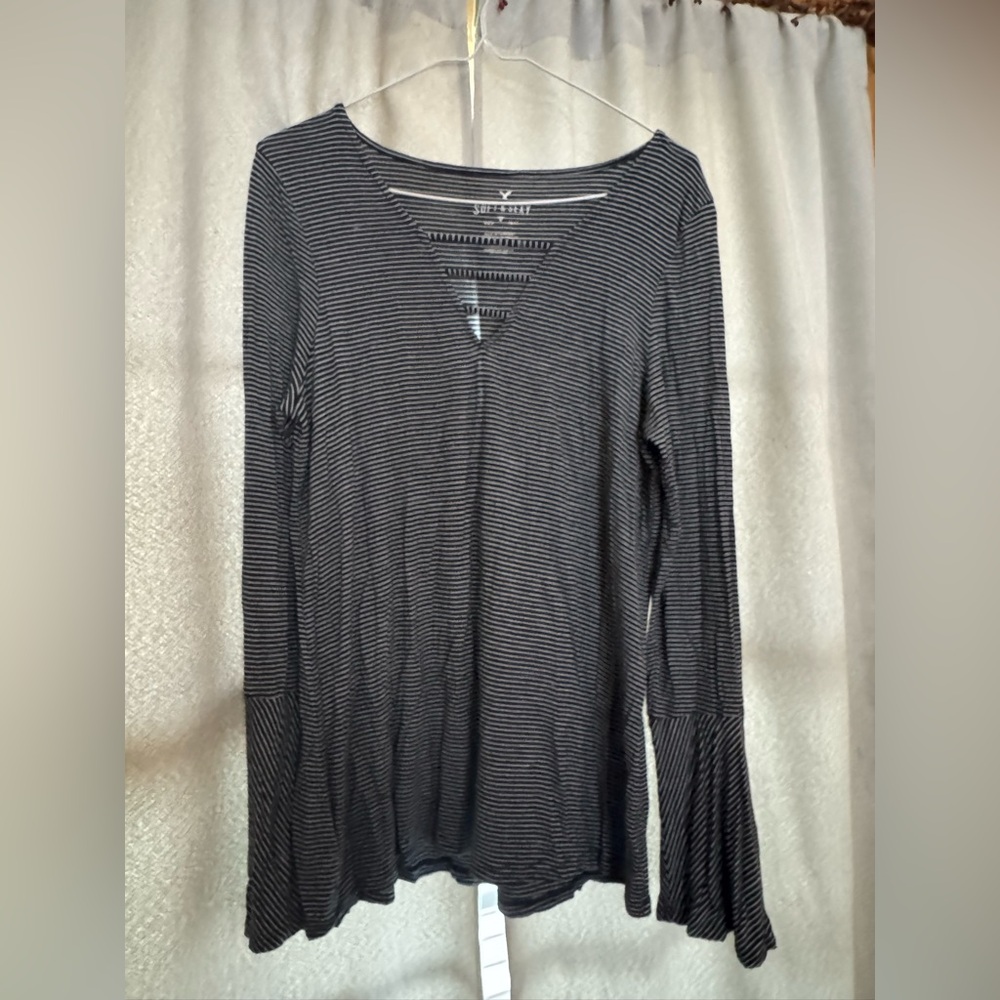 American Eagle Outfitters Black and White Striped Long Sleeve Top